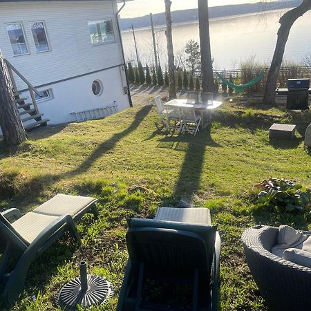 Nice Apartment With1 Bedroom Separate Living Room With A Sofa Bed And A Tiny Kitchen A Bathroom Located In Nordstrand Near By The Sea For 3 Guests With A Garden And Grill 5 Extra Guests With Extra Cost In The Cabin With Sea View Just Outside The Apar Oslo Zewnętrze zdjęcie