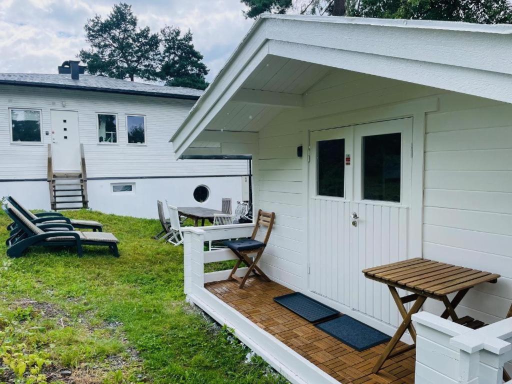 Nice Apartment With1 Bedroom Separate Living Room With A Sofa Bed And A Tiny Kitchen A Bathroom Located In Nordstrand Near By The Sea For 3 Guests With A Garden And Grill 5 Extra Guests With Extra Cost In The Cabin With Sea View Just Outside The Apar Oslo Zewnętrze zdjęcie