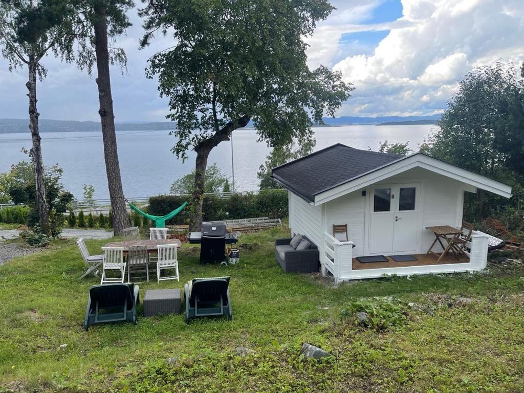 Nice Apartment With1 Bedroom Separate Living Room With A Sofa Bed And A Tiny Kitchen A Bathroom Located In Nordstrand Near By The Sea For 3 Guests With A Garden And Grill 5 Extra Guests With Extra Cost In The Cabin With Sea View Just Outside The Apar Oslo Zewnętrze zdjęcie