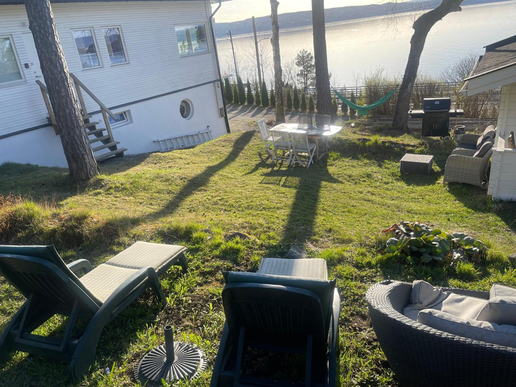 Nice Apartment With1 Bedroom Separate Living Room With A Sofa Bed And A Tiny Kitchen A Bathroom Located In Nordstrand Near By The Sea For 3 Guests With A Garden And Grill 5 Extra Guests With Extra Cost In The Cabin With Sea View Just Outside The Apar Oslo Zewnętrze zdjęcie